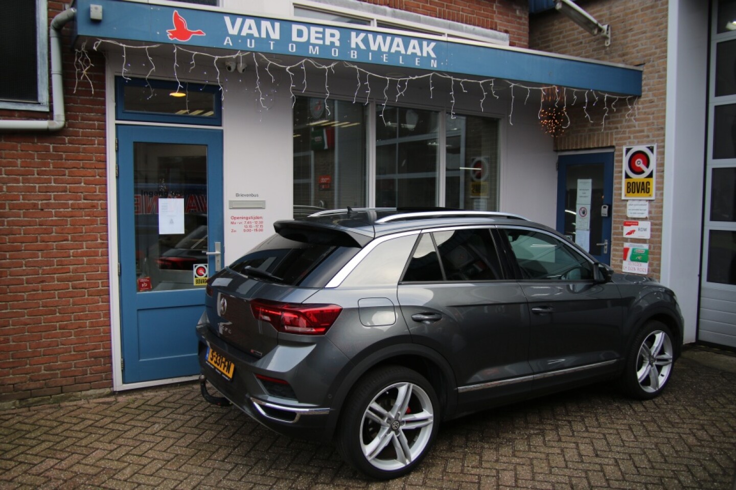 Volkswagen-T-Roc-32