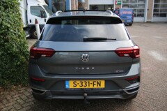 Volkswagen-T-Roc-4